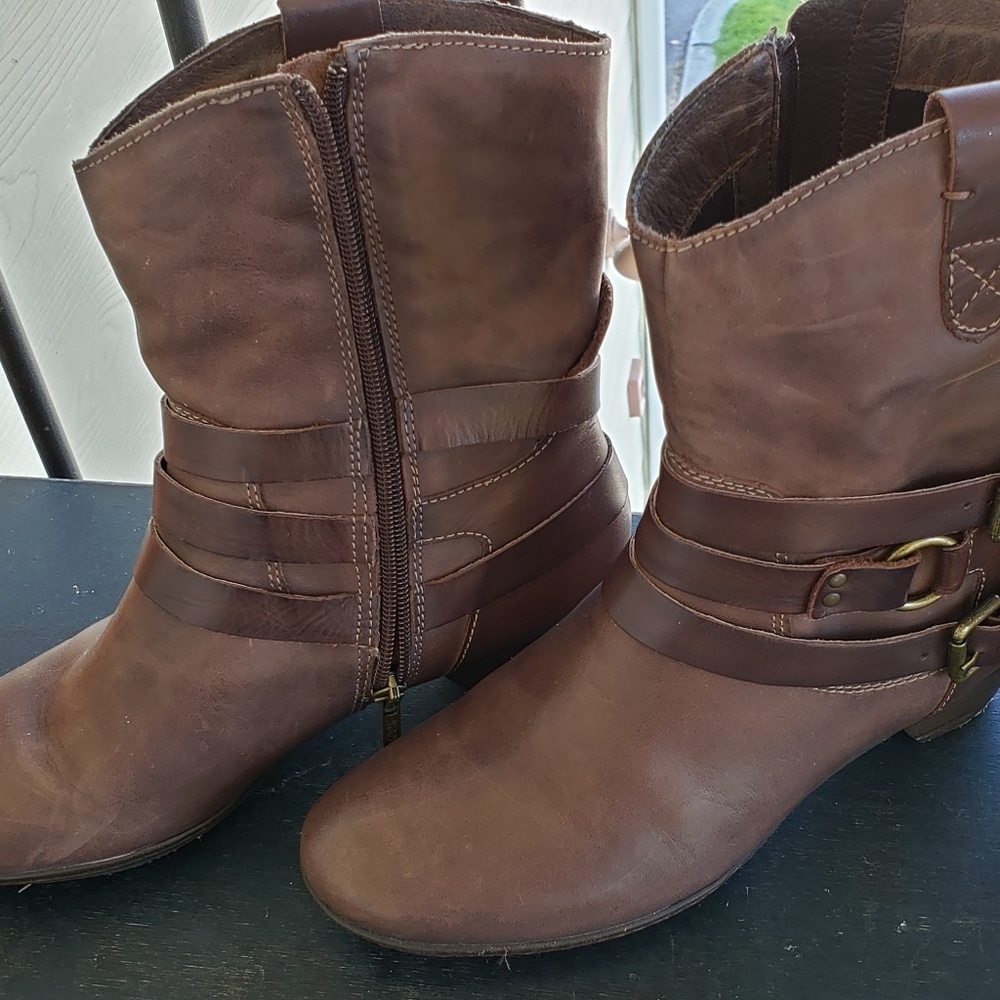 SOLD Pikolins ankle boots 37